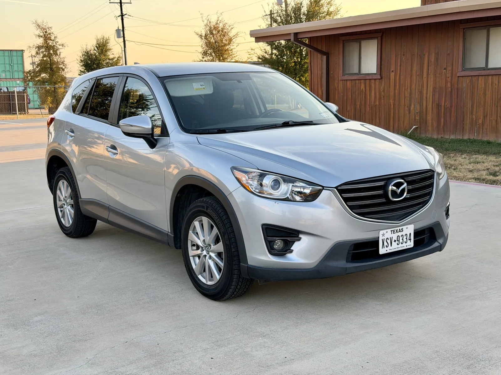 2016 Mazda CX-5 Touring — photo 2 of 12