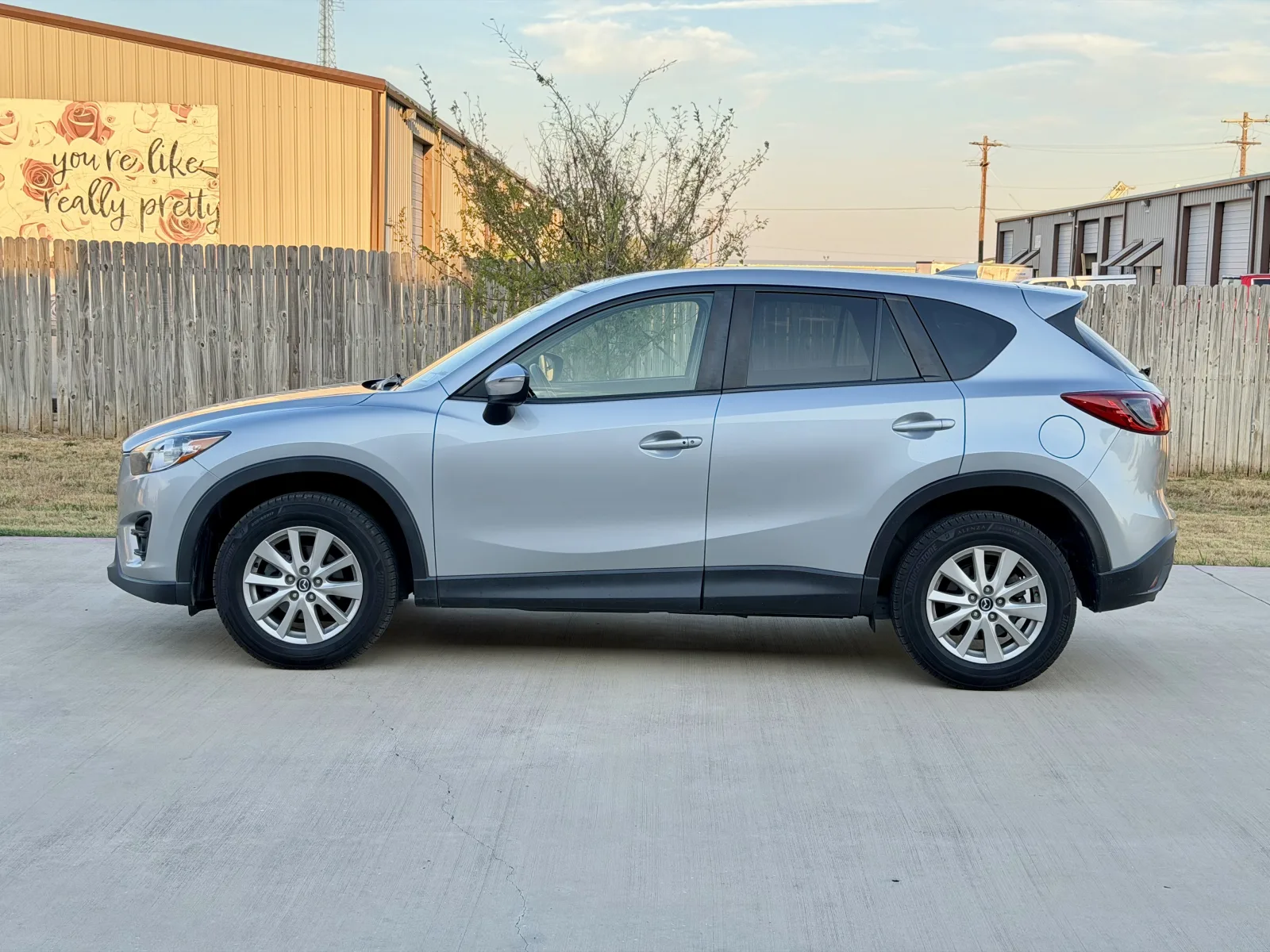 2016 Mazda CX-5 Touring — photo 6 of 12