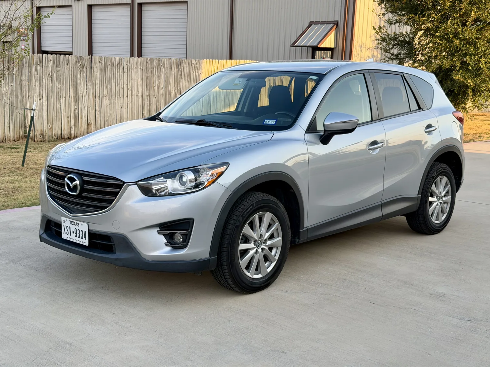 2016 Mazda CX-5 Touring — photo 1 of 12
