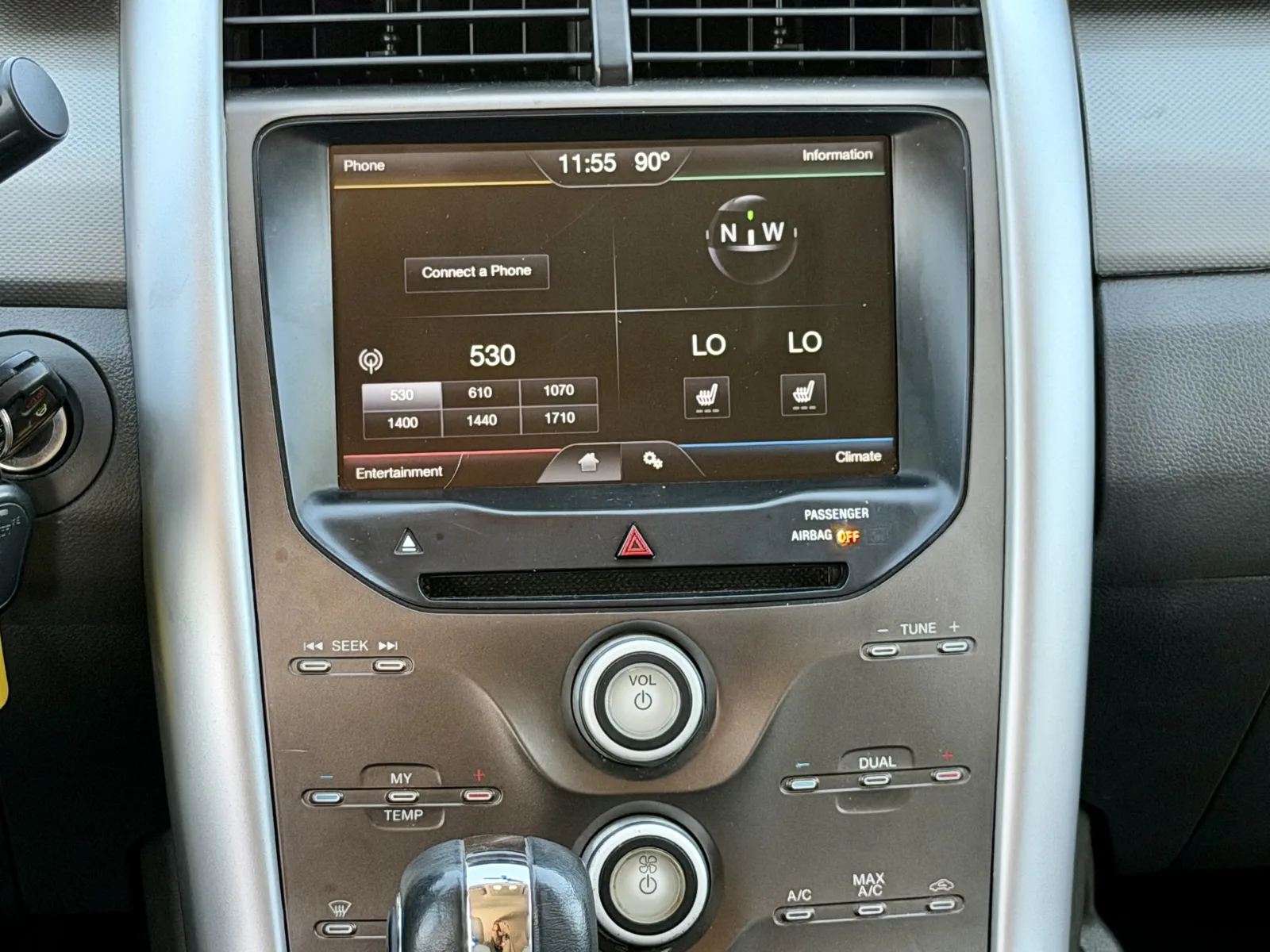 2013 FORD Edge SEL — photo 8 of 12